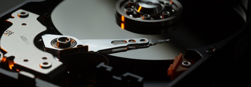 Vara înseamnă vacanță. Cum evitați problemele legate de securitatea cibernetică 